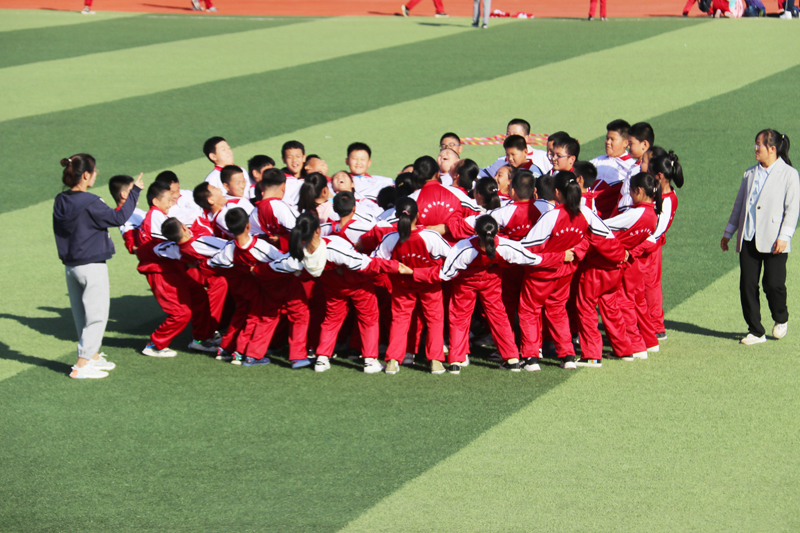 2021年10月11，我校舉行心理拓展活動2.JPG
